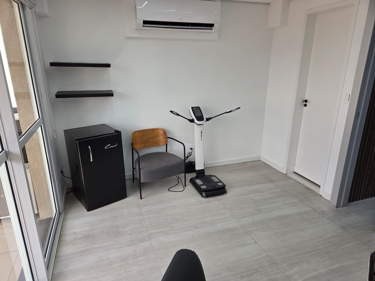 Equipamento de bioimpedância InBody
